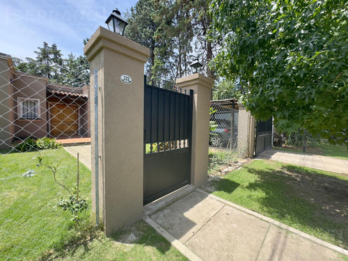Venta Casa 4 Ambientes, Calle Moreno Al 500, Parque Sakura, Exalt. De La Cruz