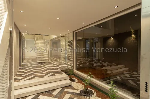 Casa En Venta La Floresta Lp