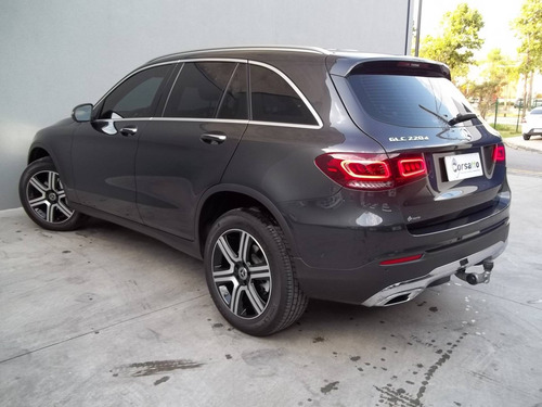 Imagem 4 de 8 de Mercedes-benz Glc 220d 2.0 Turbo Diesel Off-road 9g-tronic