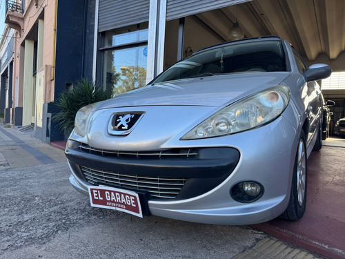 Peugeot 207 1.6 Xt