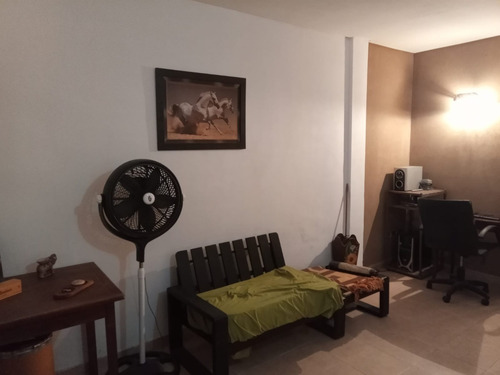 Imagen 5 de 21 de En 527 9 Y 10, En Venta Duplex De Tres Dormitorios, Patio Y Cochera
