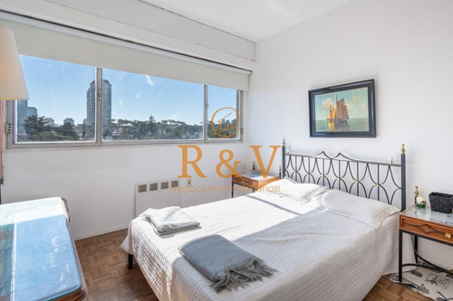 Imagen 6 de 23 de Apartamento De Dos Dormitorios En Venta Reciclado En Venta