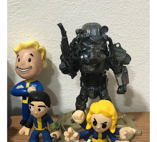Mystery Minis Funko Fallout Vault Boy (lote) (Usado)