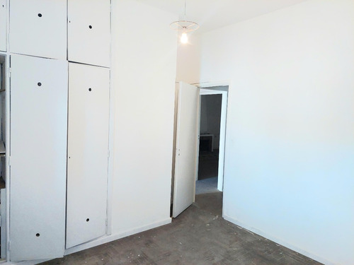 Local Comercial Mas Vivienda En Planta Alta, Boulogne, San Isidro!