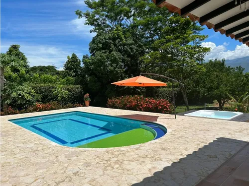 Vendo Hermosa Finca De Recreo En Sopetran Antioquia