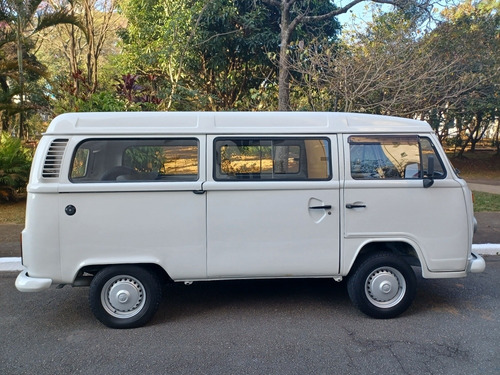 Imagem 8 de 16 de Volkswagen Kombi 2011 1.4 Standard Total Flex 3p