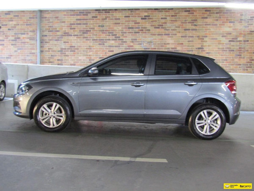 Volkswagen Polo Confortline At 1.6