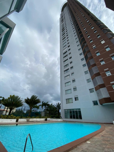 For Sale Apartamento En Tore Caney Piso Del 30 Arriba De 855m2 Con 4 Habitaciones Y 5 Parqueos