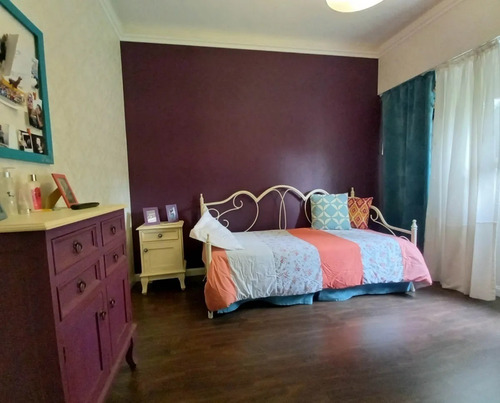 Imagen 9 de 26 de Casa En Venta, Castelar, Chalet 5 Ambientes Parque Y Quincho