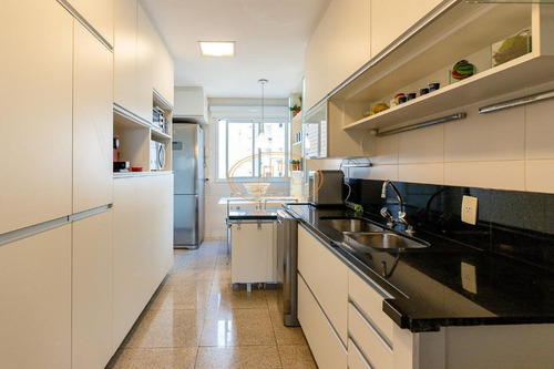 Apartamento Com 3 Dormitório(s) Localizado(a) No Bairro Panamby Em São Paulo / São Paulo - 18286:926686