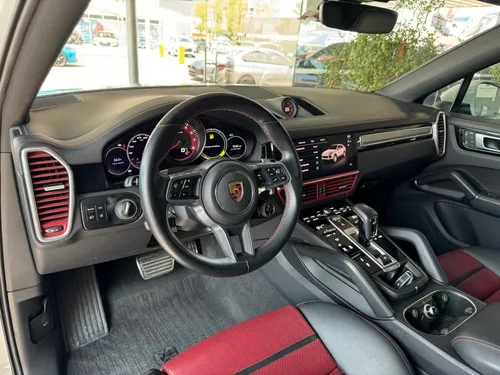 Porsche Cayenne S Coupe Platinum Edition 2022