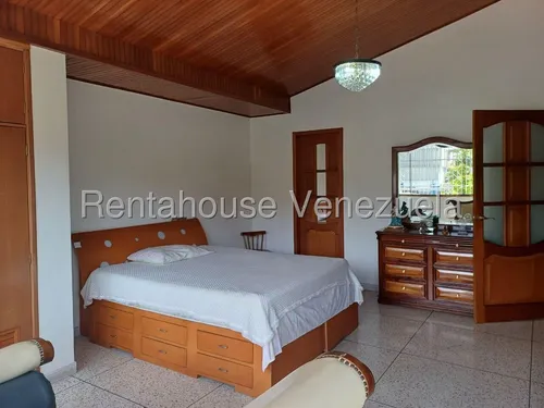 Casa En Venta Montalbán I