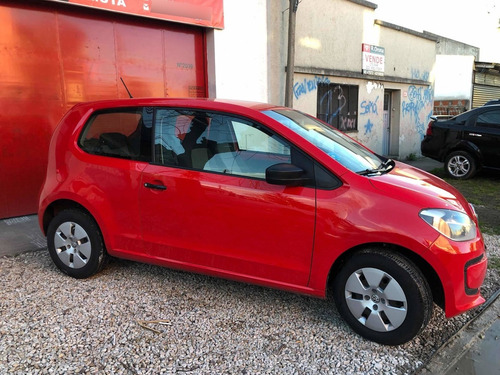 Imagen 3 de 8 de Volkswagen Up! 2017 1.0 Take Up! Aa 75cv