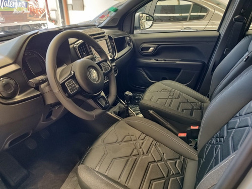 Imagen 14 de 17 de Fiat Strada Volcano 1.3 C.d