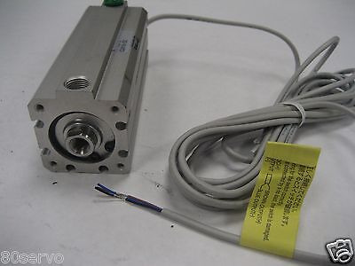 Smc Pneumatic Cylinder # Ncdq8a106-250c Stroke:2.5 Wit Qii