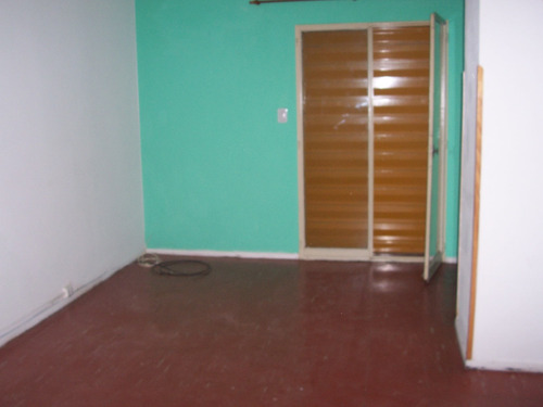 Imagen 2 de 8 de Ph En Venta En San Antonio De Padua. B Policial
