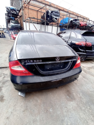 Imagem 2 de 5 de Sucata Mercedes Classe Cls 2005 5.0 Para Retirada De Peças