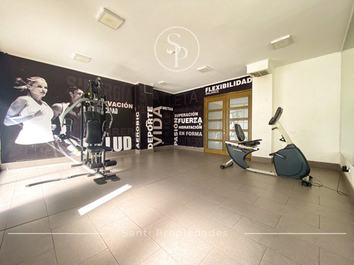 Una Habitación En Suite Con Estac. Y Bodega Metro Ñuble