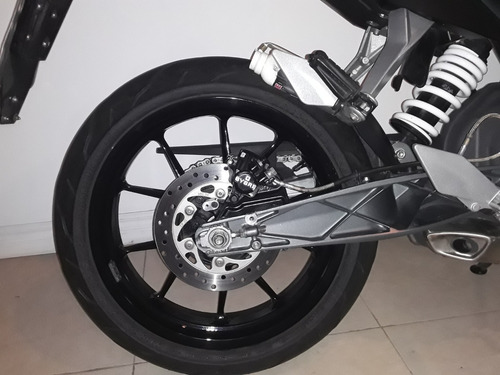 Imagen 4 de 8 de Ktm Duke 200. Impecable. Único Dueño 22.000km