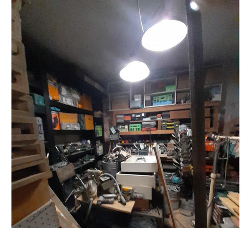 Casa A Reciclar C / Local, Sobre Lote De 8,66x 24 Metros !!
