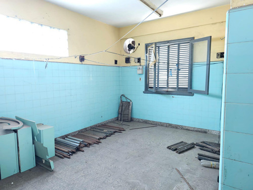 Nave Industrial De 2000m2 En Venta - José Ingenieros