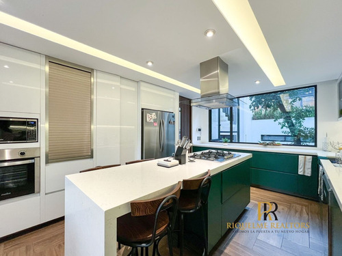 Casa Moderna Con Vista Al Bosque En Condado De Sayavedra Lujo Y Naturaleza