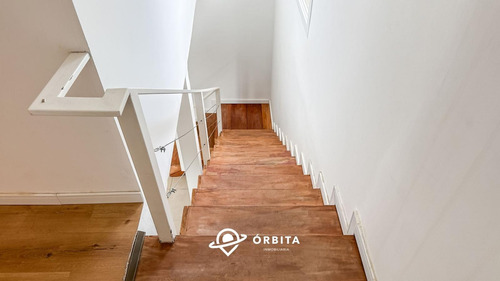 Casa En Venta En San Sebastián, Area 5, A La Laguna