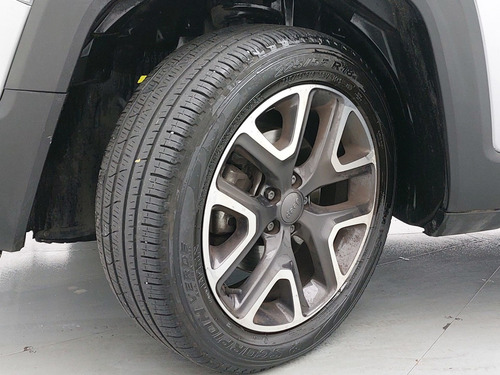 Jeep Renegade 1.8 16V FLEX LONGITUDE 4P AUTOMÁTICO