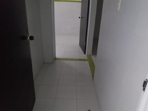 Imagen 7 de 17 de Casa En Arriendo En Soledad Centro