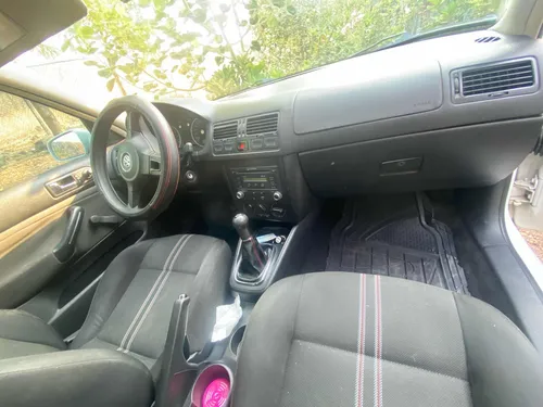 Volkswagen Jetta Clásico 2.0 Cl 5vel Aa Mt