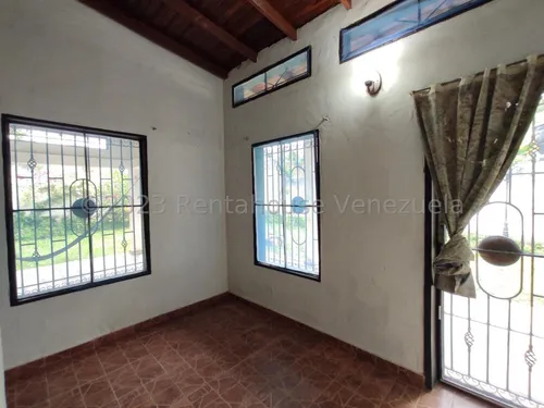 Casa En Venta En El Limon Brm