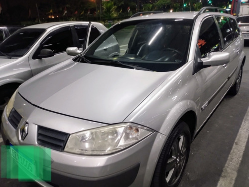 Renault Megane Grand Tour 2008 2.0 Dynamique Aut. 5p
