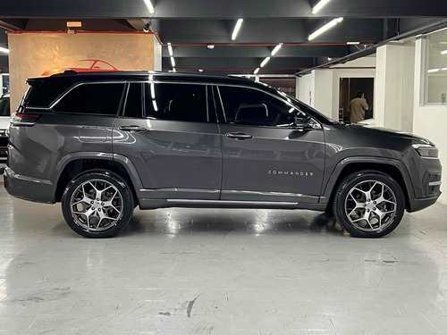 Jeep Commander 2.0 TD380 TURBO DIESEL OVERLAND AT9