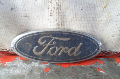 Emblema De Parrilla Ford F150 F250 1999-2004 37001