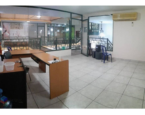 Imagen 10 de 10 de Gliomar Rodriguez Local En Alquiler Pa-12, Cc Paseo Ateneo, Av Bolivar Norte Mc-5237466 04120331465/04244703930
