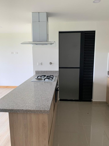 Imagen 4 de 10 de Apartamento En Venta Cerca A Llanogrande Unidad Campestre 86.80 Mts²