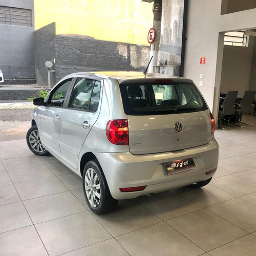 Imagem 2 de 15 de Volkswagen Fox 1.0 Mi Trendline 8v