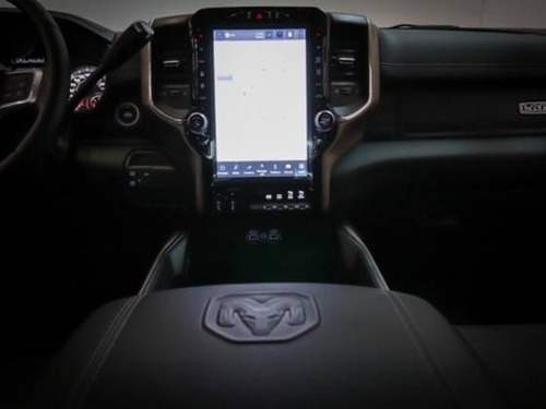 RAM 2500 6.7 I6 TURBO DIESEL LARAMIE NIGHT EDITION CD 4X4 AUTOMÁTICO