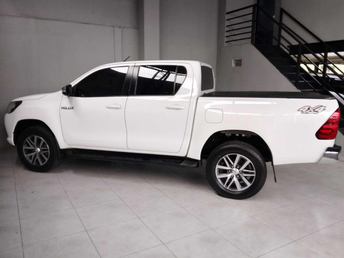 Toyota Hilux 2.8 Tdi Srv Cab. Dupla 4x4 Aut. 4p