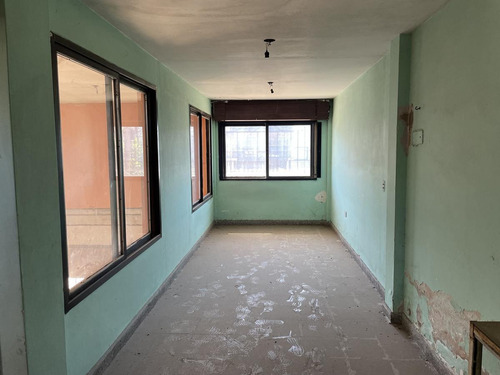 Imagen 7 de 13 de Venta - Oportunidad Local En Zona Comercial