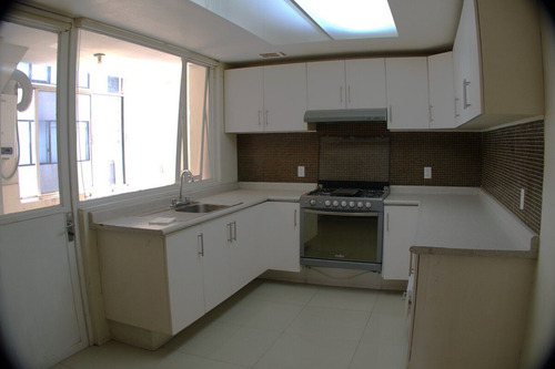 Depa En Temístocles Y Homero 200 M2