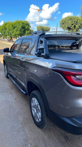 Fiat Toro 1.8 16v Freedom Road Flex 4x2 Aut. 4p