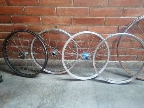 Imagen 2 de 2 de Rin 20 De Bicicleta