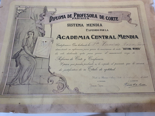 Antiguo Diploma Profesora De Corte-48×72cms-072