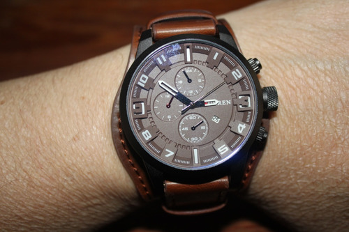 Relogio Curren 8225 Couro Bracelete E Fundo Marrom