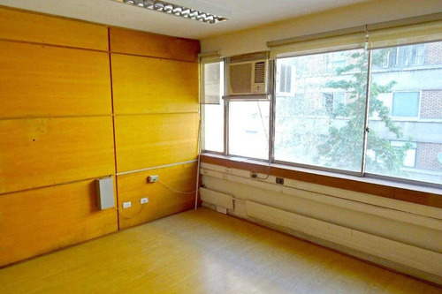 Vende Excelente Oficina Mac-iver - Moneda, Santiago