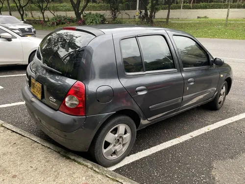 Renault Clio 1.6 Expression At 4x2 2012