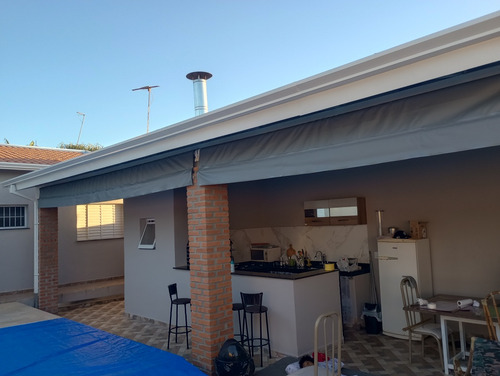 Área De Lazer Em Rubião Júnior