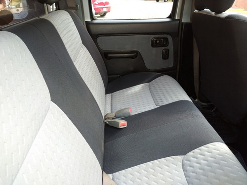 Imagen 16 de 18 de Nissan Frontier Diesel 4x4 - Sincronica