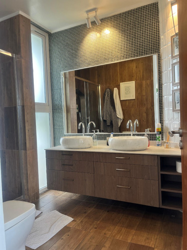 Espectacular Casa Autosustentable En Condominio Exclusivo